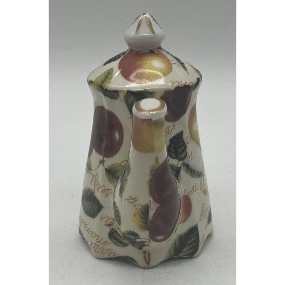 Mayfair Collection By Jay Salt And Pepper Shakers Vintage Fruit Design